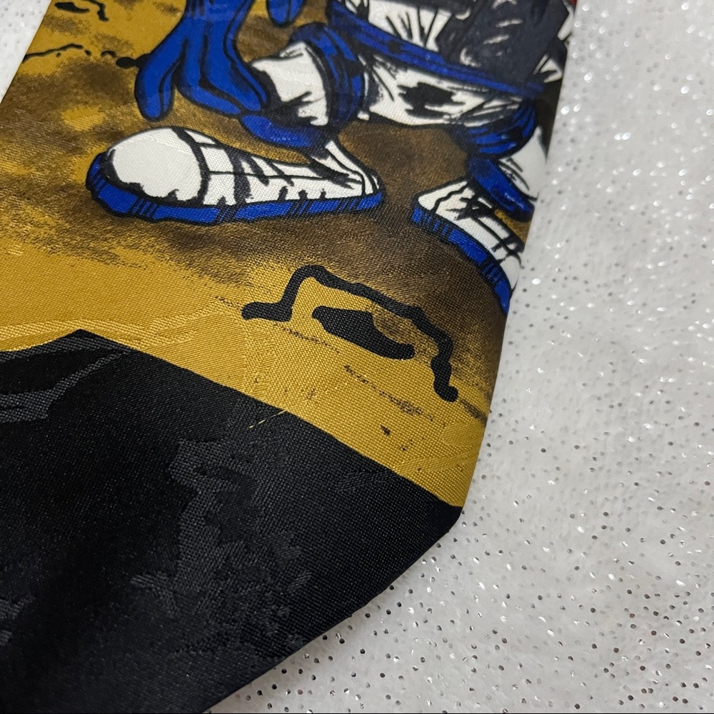 Looney Tunes Set of 2 Black Looney Tunes Ties - Picture 4 of 9